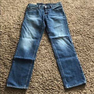 NWT Abercrombie & Fitch slim straight jeans 32x34